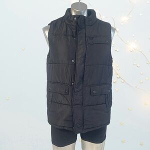 Ecko Unlimited Men's Dark Puffer Vest in size M, NWOT